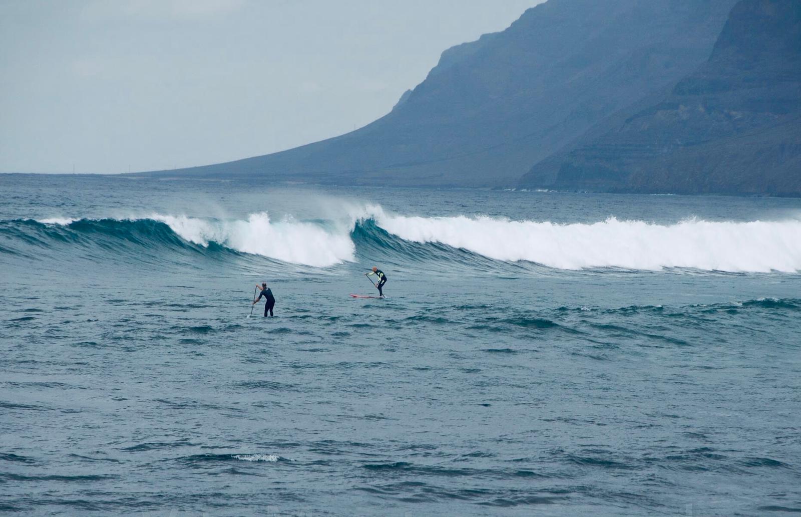 nicola abatescianni surfing lanzarote